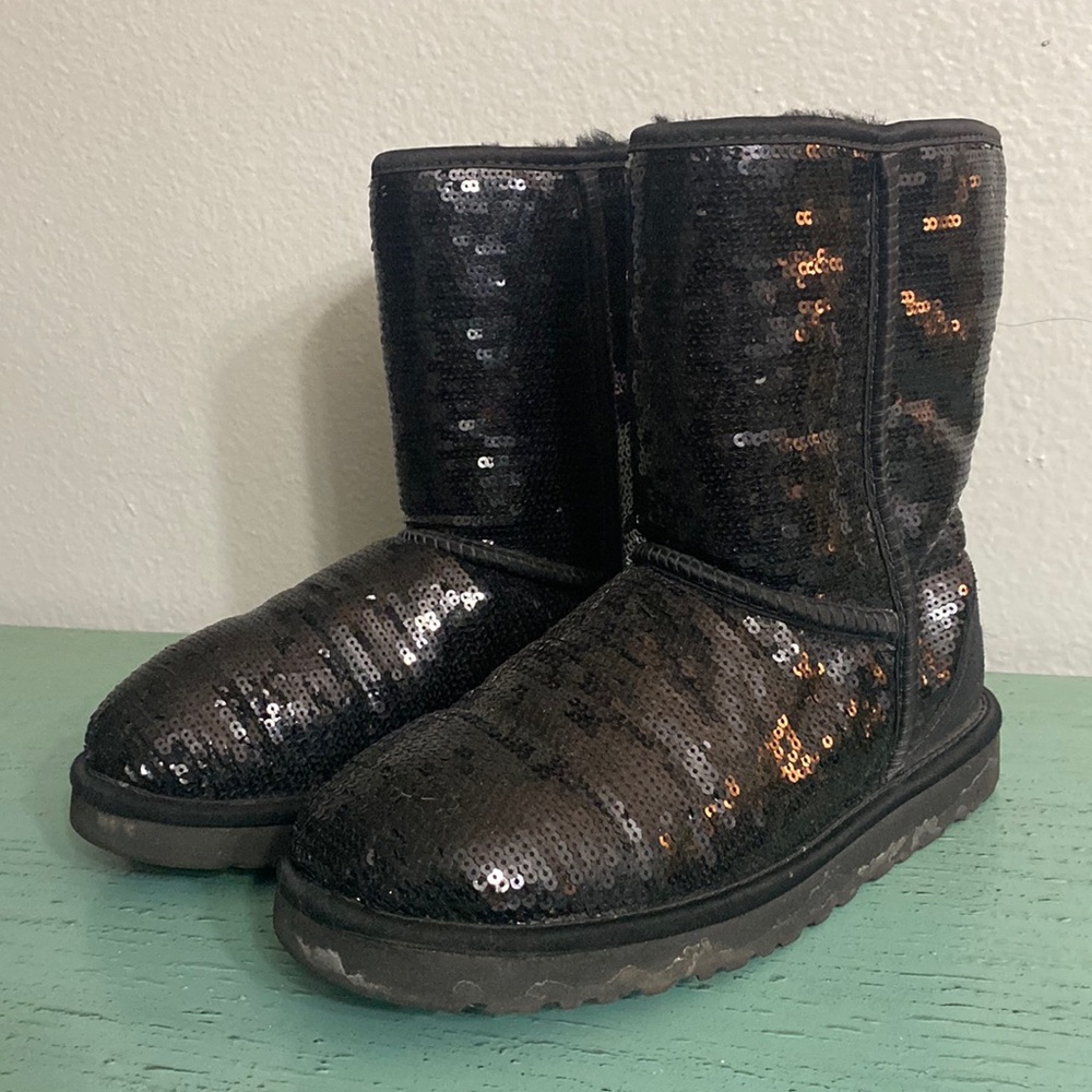 Black UGG boots